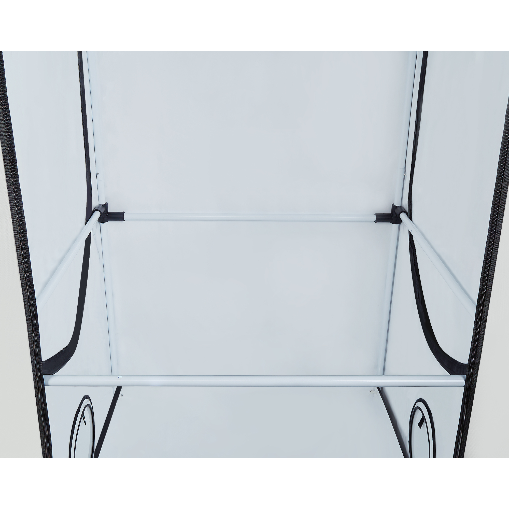 HOMEbox-Fixture-Poles-.jpg