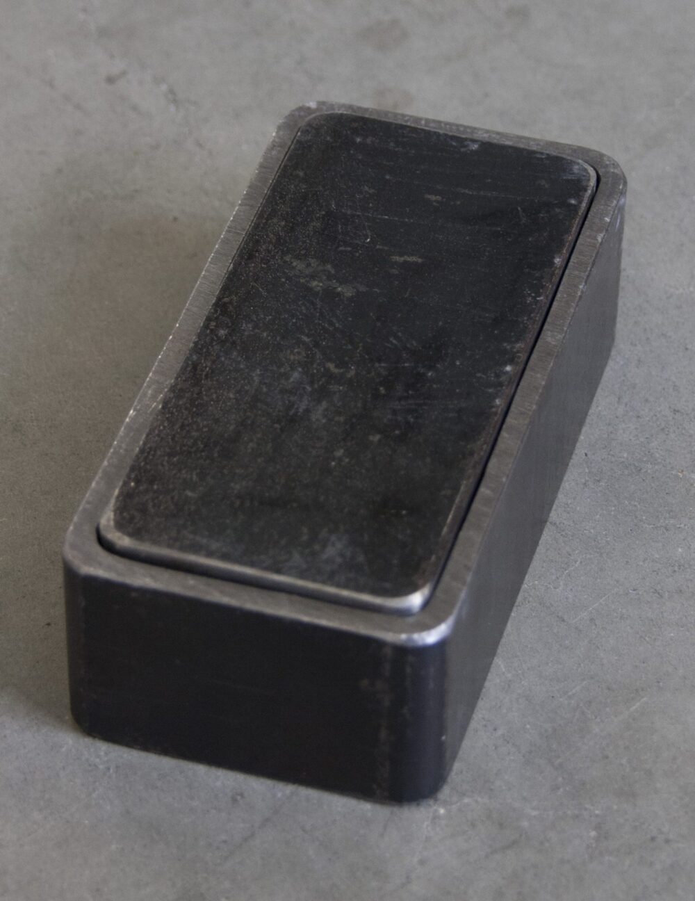 Press-mold-assembled-e1477566495743.jpg